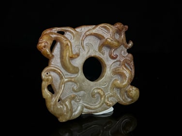 A Chinese Carved Jade Dragon Pendant