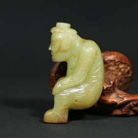 A Chinese Carved Jade Figure