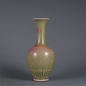 A Chinese Bloom Peach Porcelain Vase