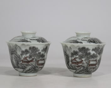 A Pair of Chinese Famille-Rose Porcelain Cups with Lid
