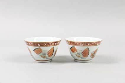 A Pair of Chinese Famille-Rose Porcelain Tea Cups