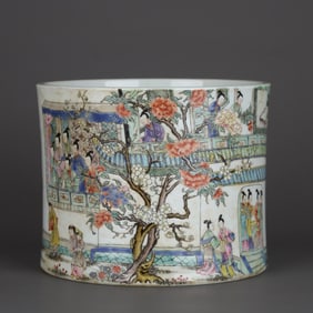 A Chinese Famille-Rose Porcelain Brush Pot