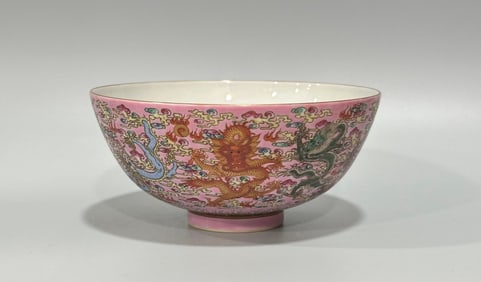 A Chinese Enamel Glazed Porcelain Bowl