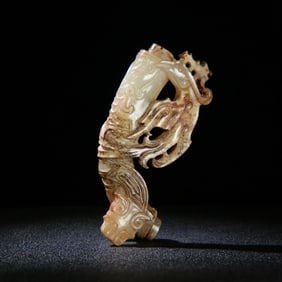 A Chinese Carved Jade Bird Pendant