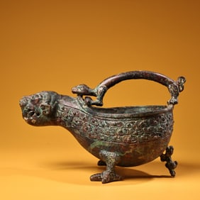 A Chinese Bronze Cup