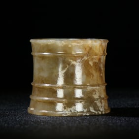 A Chinese Carved Jade Vase