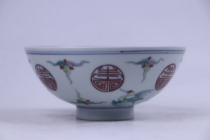A Chinese Famille-Rose Porcelain Bowl