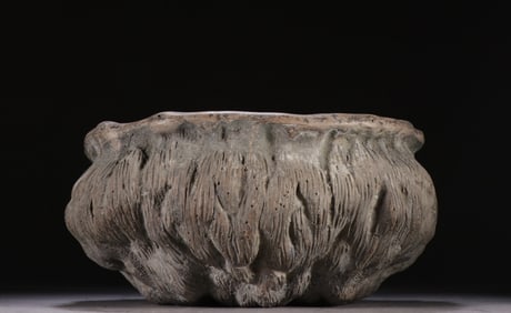 A Chinese Carved Yixing Clay Brush Washer