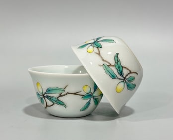 A Pair of Chinese Famille-Rose Porcelain Cups