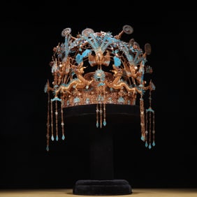 A Chinese Gilt Silver Kingfisher Feather Hair Pin
