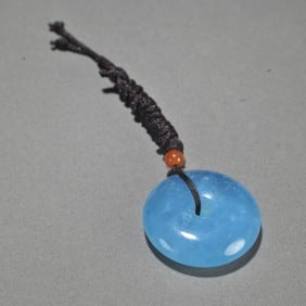 A Chinese Carved Aquamarine Pendant