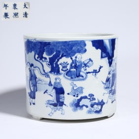 A Chinese Blue and White Porcelain Brush Pot