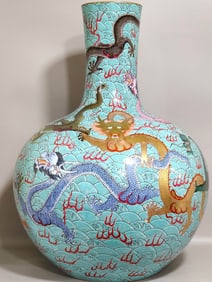 A Chinese Famille-Rose Porcelain Vase