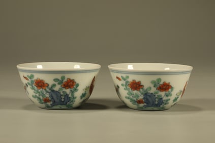 A Pair of Chinese Dou-Cai Glazed Porcelain Cups