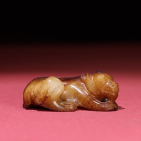 A Chinese Carved Jade Bear Statuette