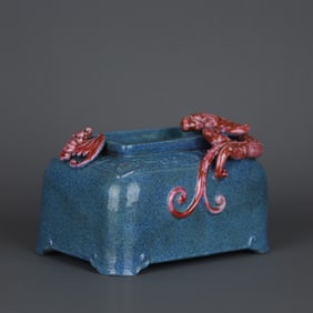 A Chinese Jun-Type Glazed Porcelain Brush Washer