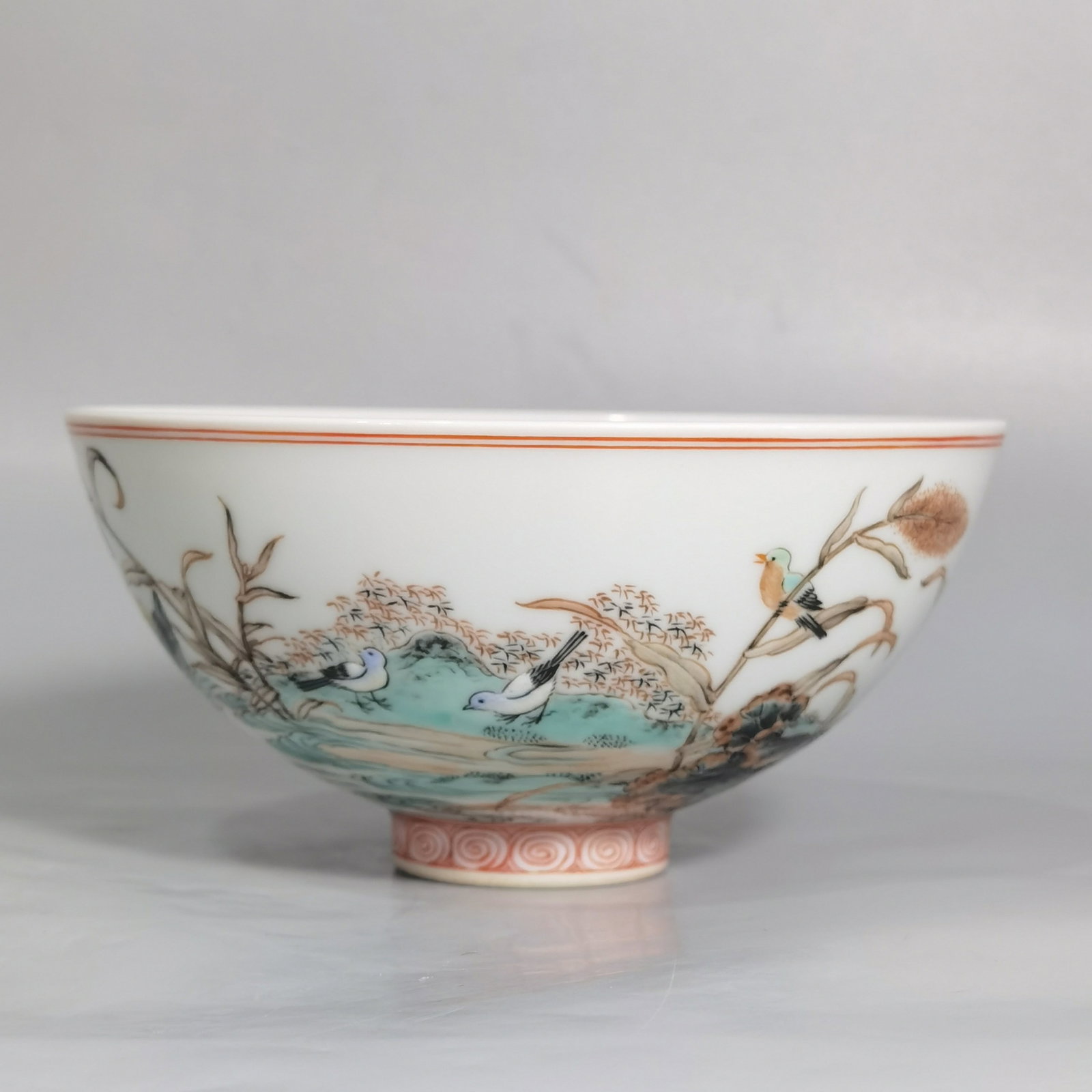 A Chinese Wu-Cai Glazed Porcelain Bowl: Diam. 13.2cm, Ht. 6.3cm