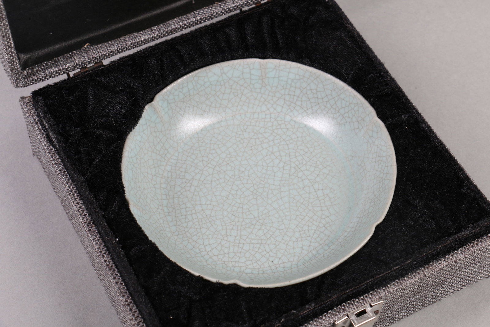 A Chinese Glazed Porcelain Plate (1 of 4)