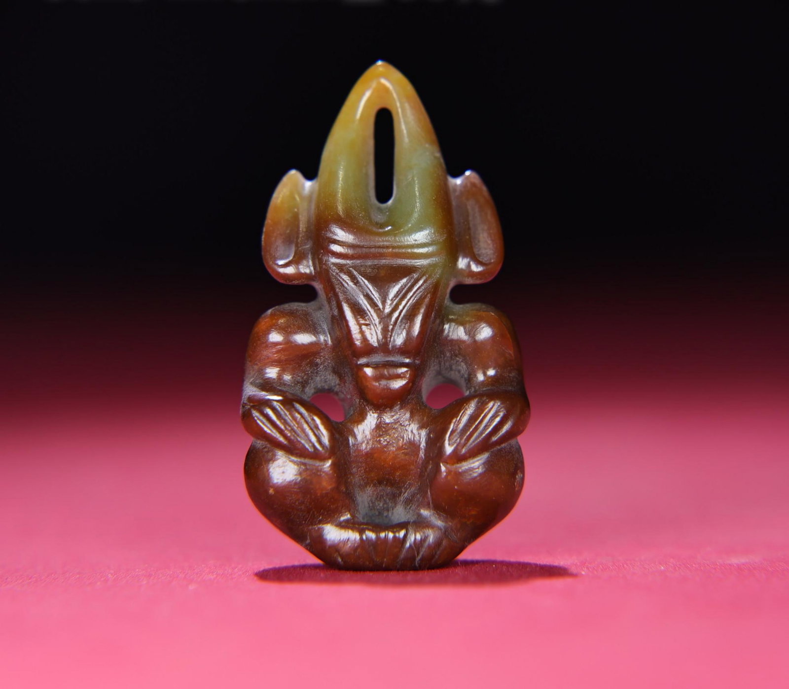 A Chinese Carved Jade Figure of Buddha: Ht. 6cm, Wd. 3.4cm, Th. 1.5cm, Wt. 35g