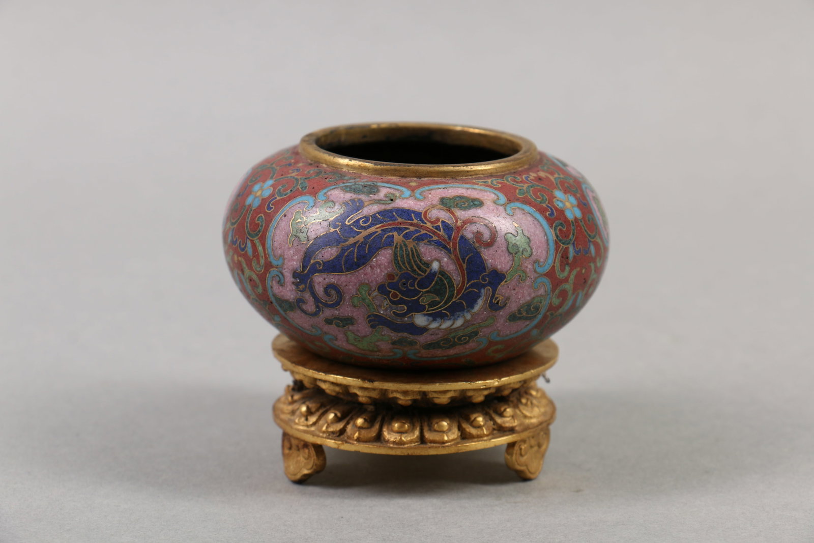 A Chinese Cloisonné Jar with Base: Overall Ht. 6.3cm, Jar’s Diam. Max 7.3cm