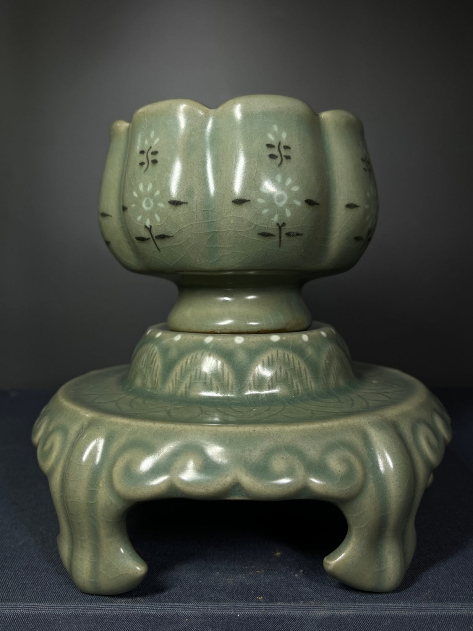 A Chinese Celadon Glazed Porcelain Stem-Cup with Stand: Ht. 15cm, Wd. 11cm
