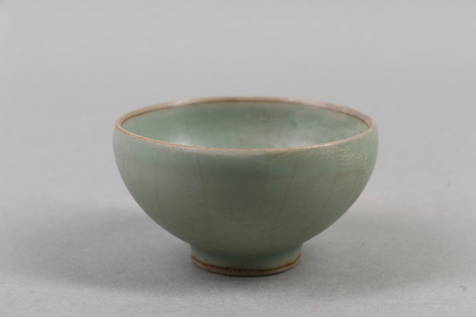 A Chinese Jun-Type Porcelain Bowl (1 of 7)
