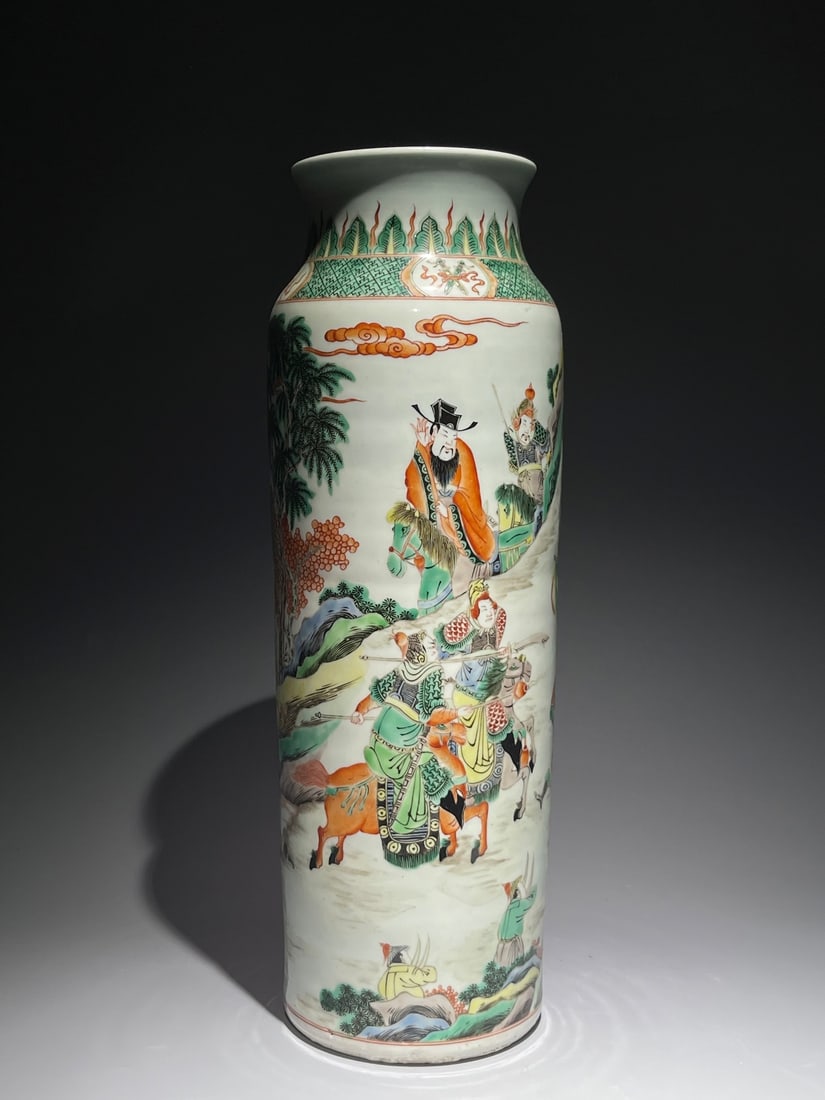 A Chinese Wu-Cai Glazed Porcelain Vase (1 of 10)