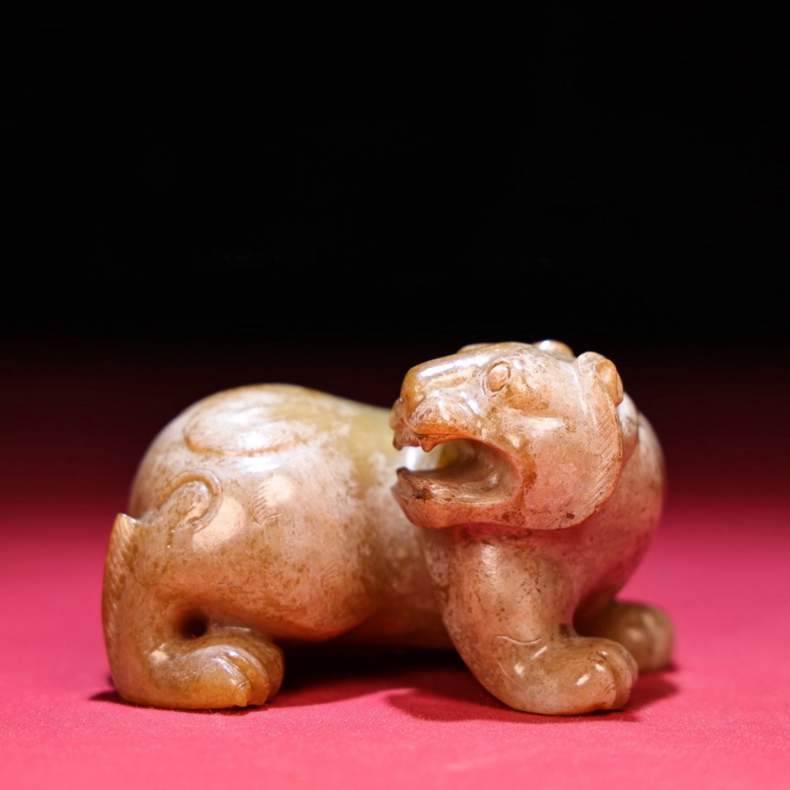 A Chinese Carved Jade Foo-Dog Statuette (1 of 9)