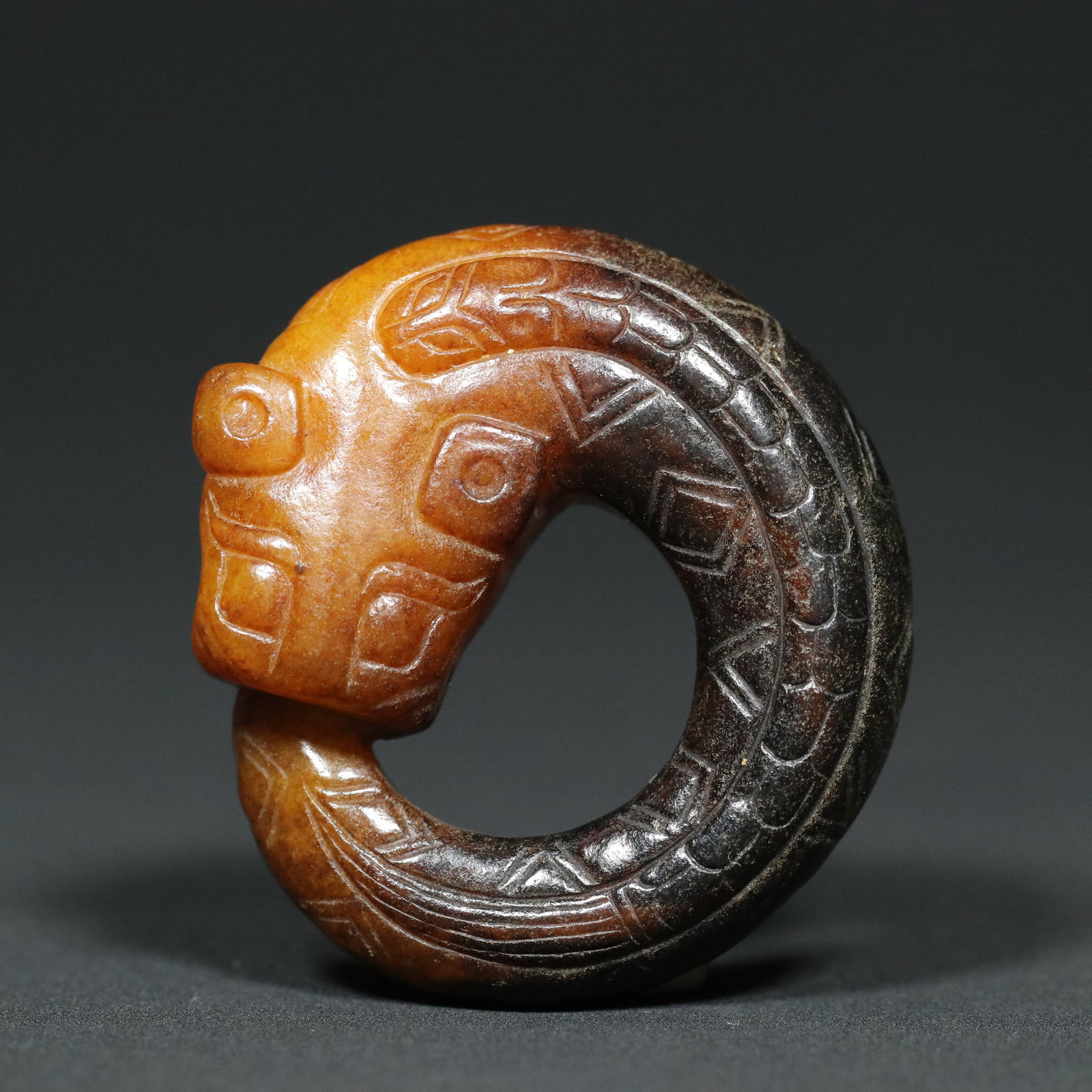 A Chinese Carved Jade Dragon Ring Pendant (1 of 9)