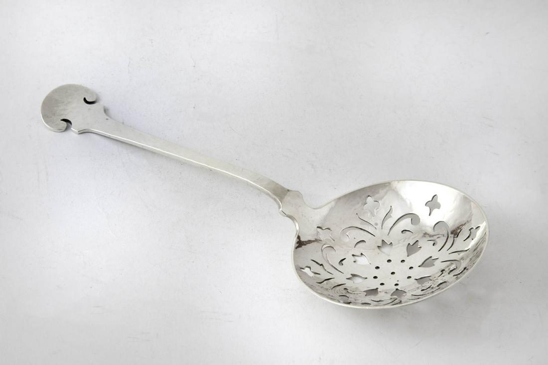 Shreve & Co. Pierced Pea Server (1 of 3)