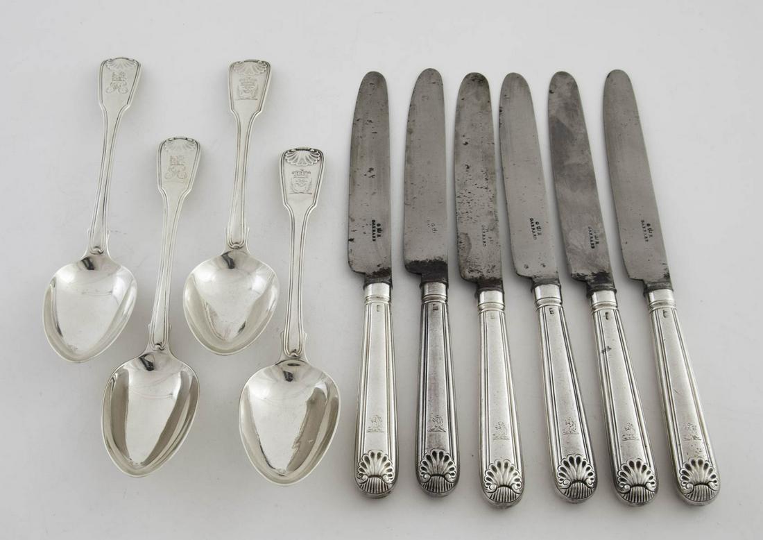 Gerrard & Poulden Georgian Sterling King Pattern Knives (1 of 3)