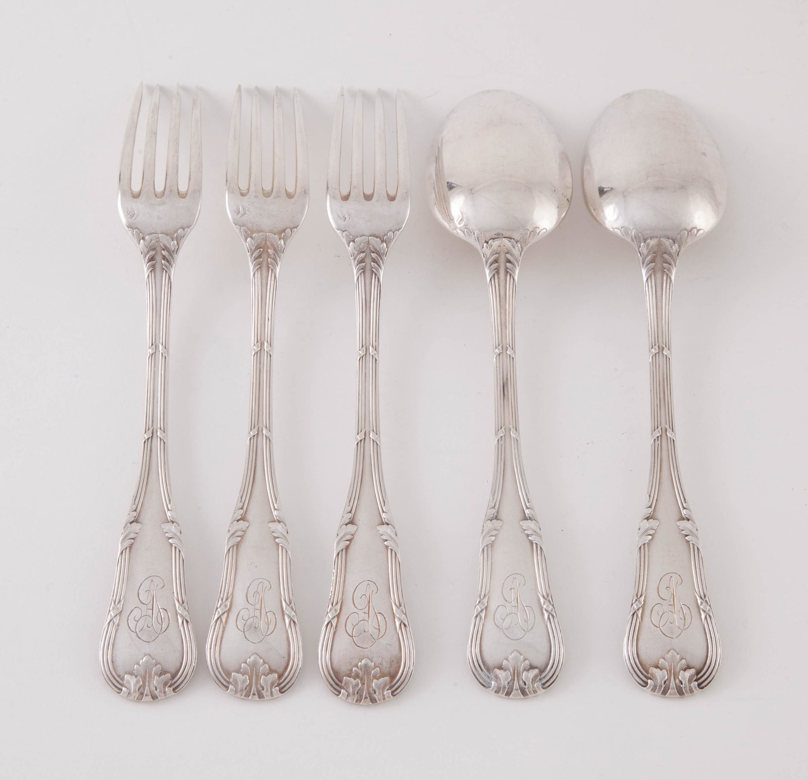 France Societe Parisienne d’Orfevrerie .950 Silver Flatware: Three forks and two spoons, 1910-1914. 7 ¼ in L, 8.87 t.oz.