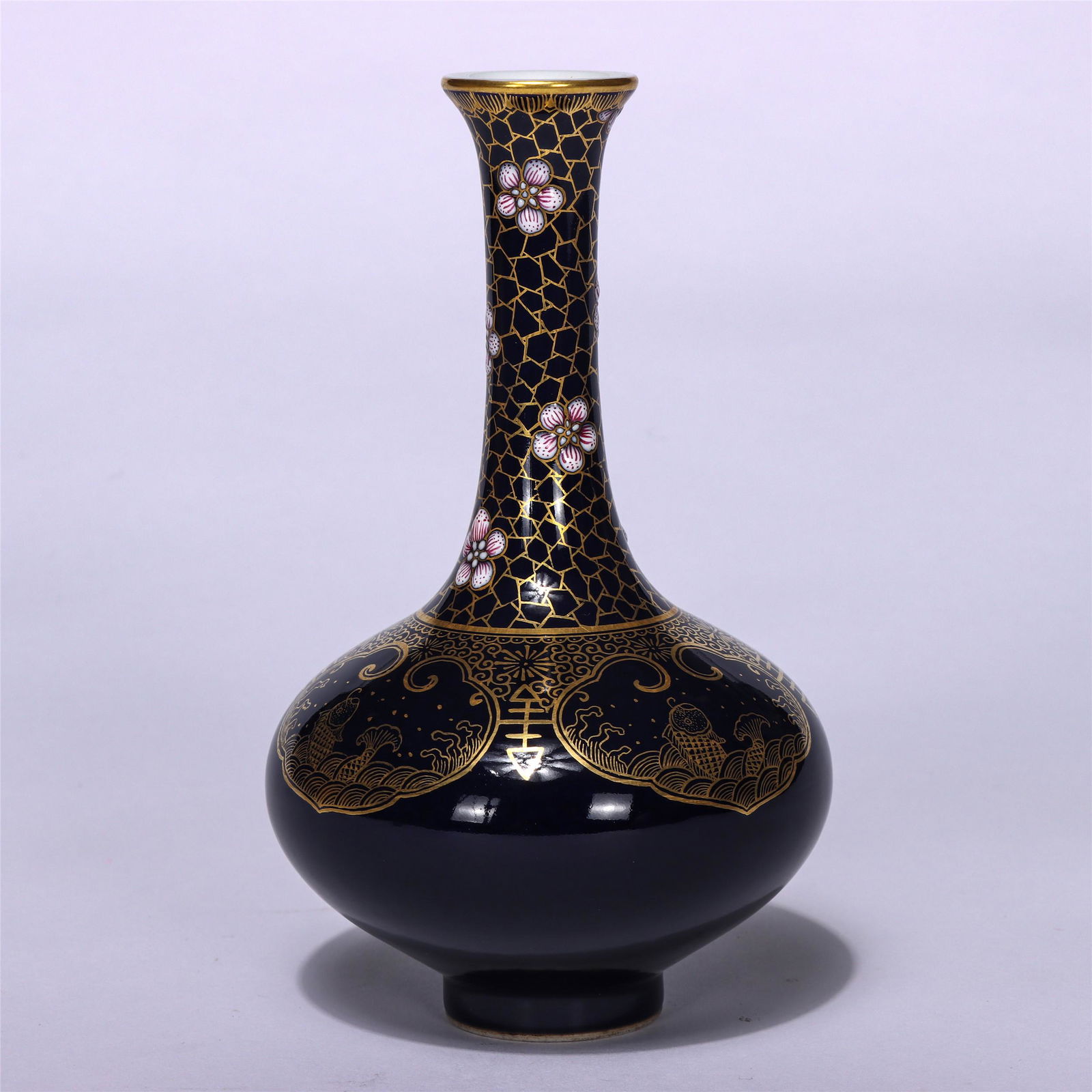 CHINESE BLUE GLAZE GOLD-PAINTED FLOWER PATTERN SMALL: H. 16 cm. W. 10 cm.