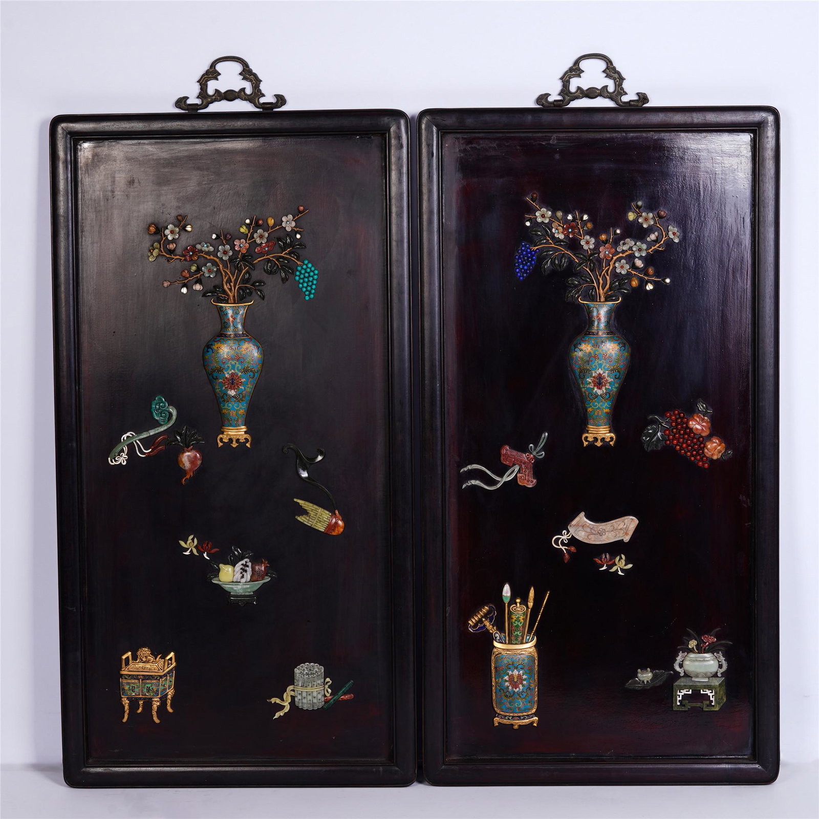 A PAIR OF CHINESE ZITAN HANGED SCREENS WITH GEM STON: 89.5x47x3.2 cm.