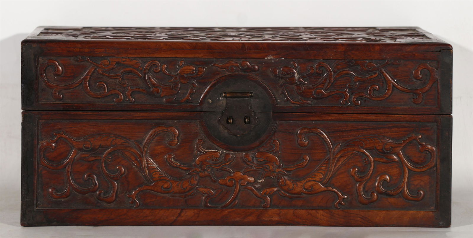 A CHINESE CARVING HARDWOOD JEWEL BOX (1 of 7)