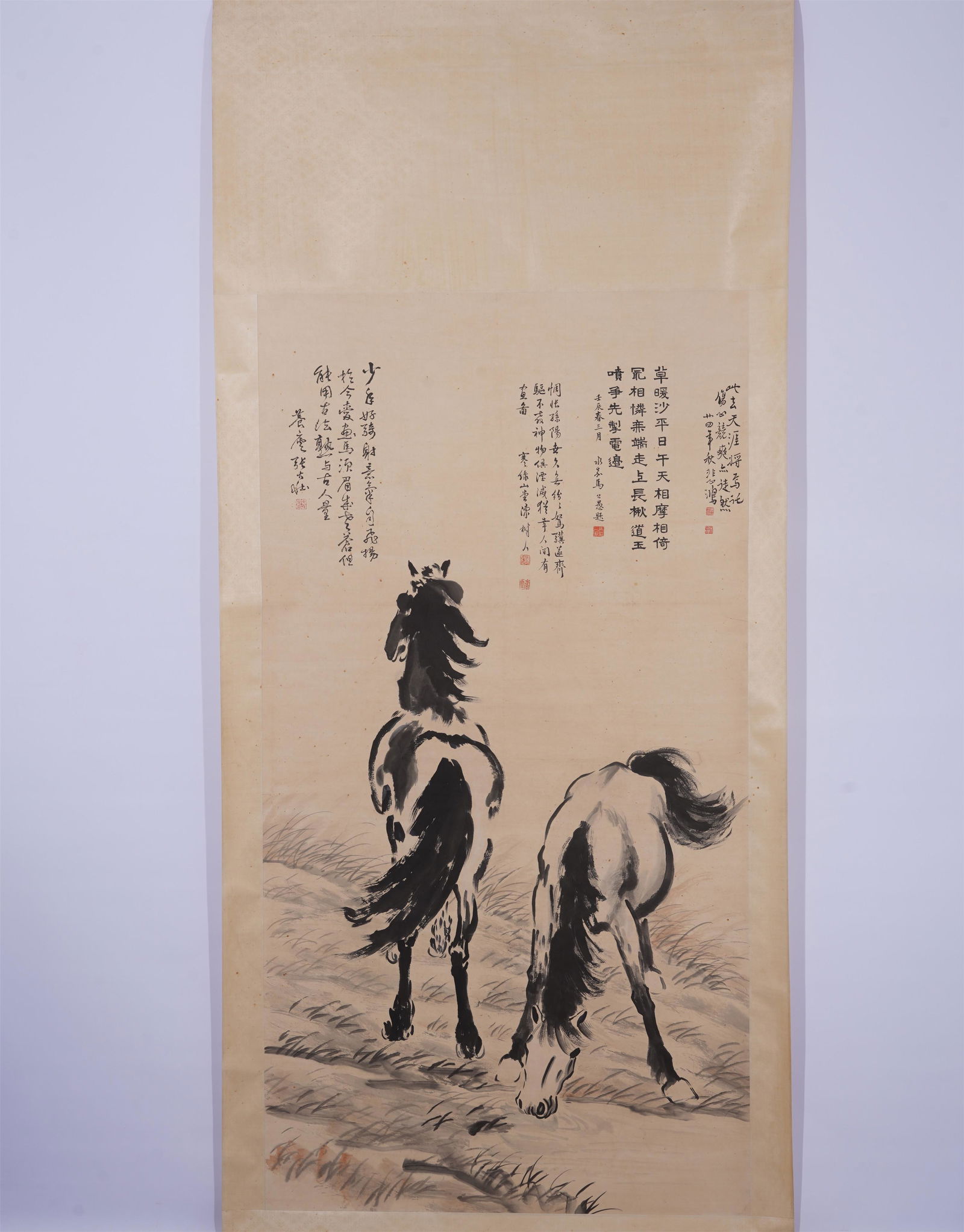 A CHINESE PAINTING FINE HORSES (1 of 5)
