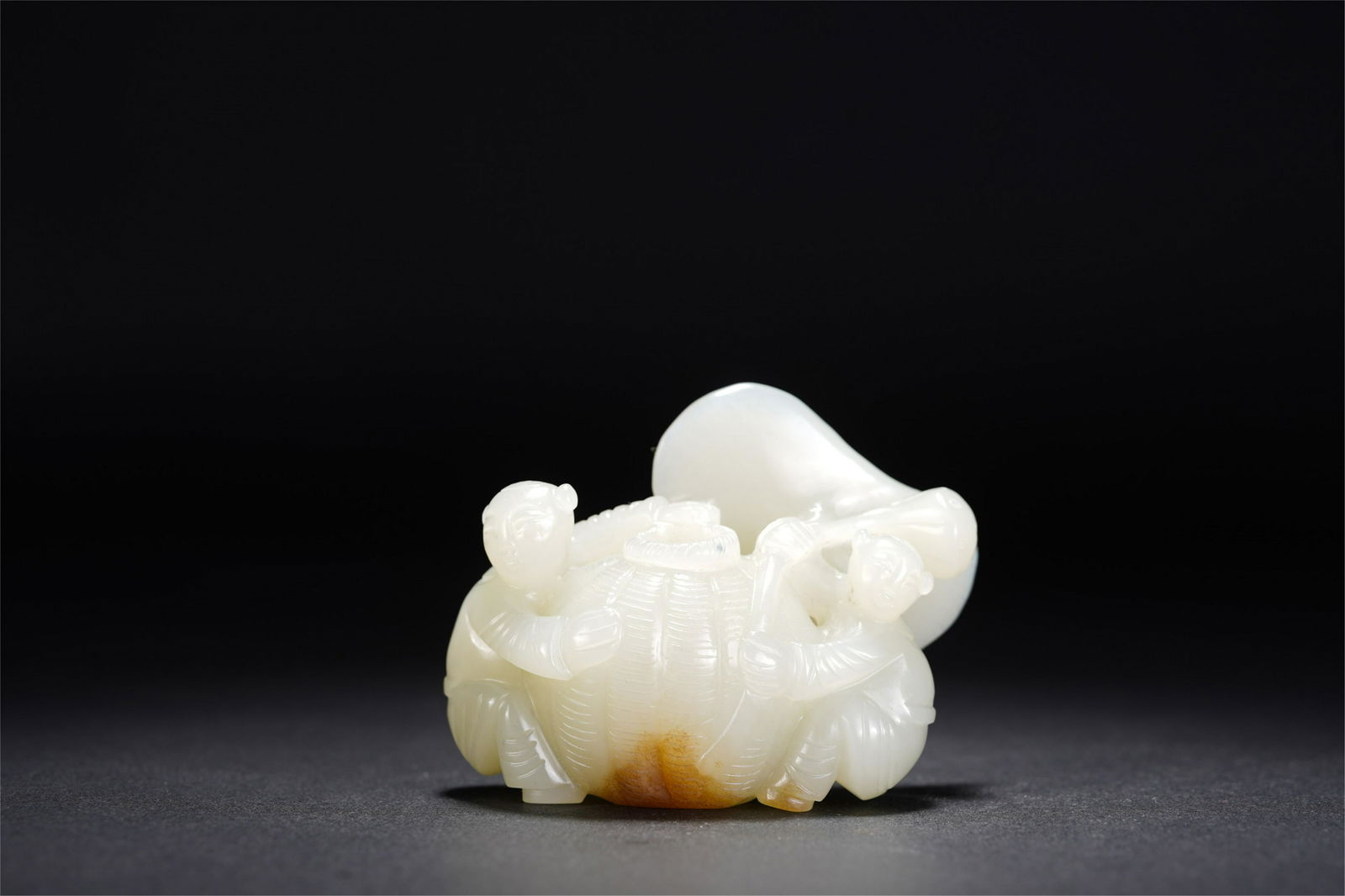 A CHINESE WHITE JADE CARVED BRUSH WASHER (1 of 7)