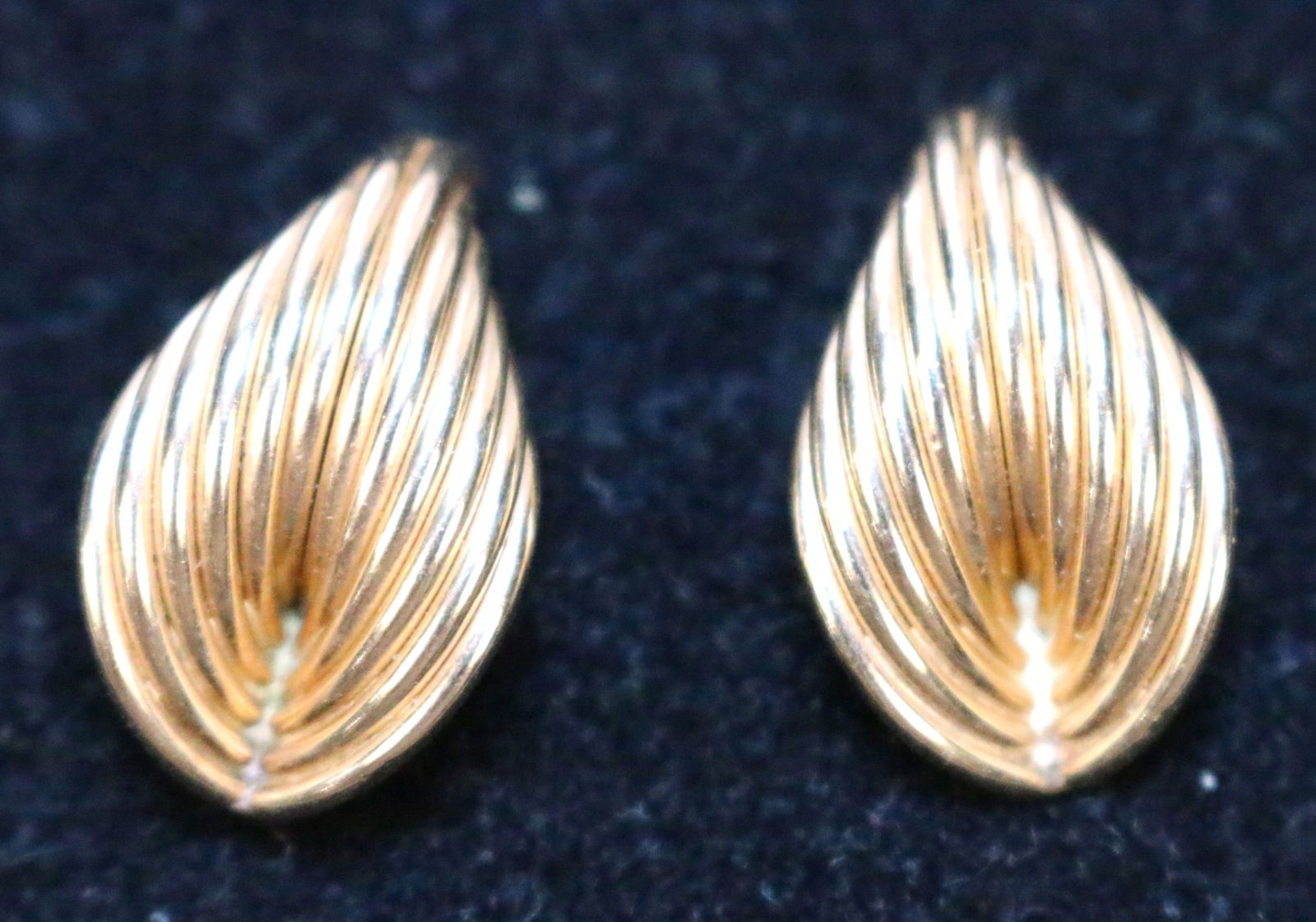 14KT Gold Textured twist post earrings. (1 of 3)