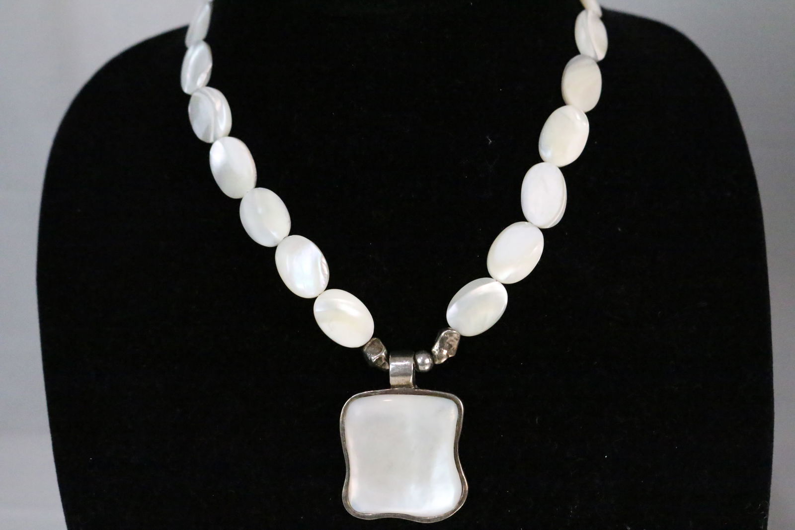 Barse Sterling Silver Mother of Pearl Large pendant necklace (1 of 6)