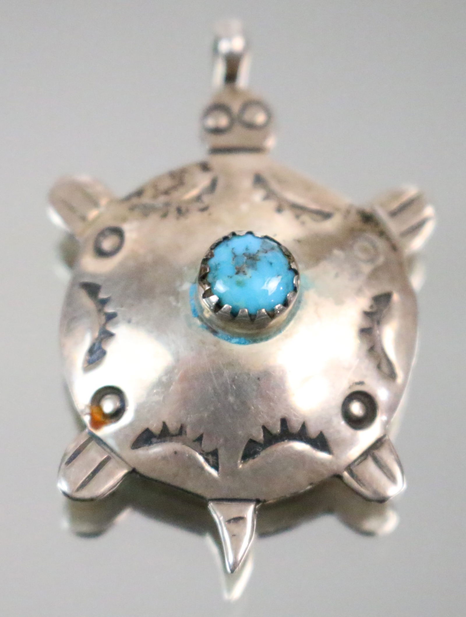 Native American Southwest Navajo E. Bickle Signed Sterling Silver Turquoise turtle pendant (1 of 3)