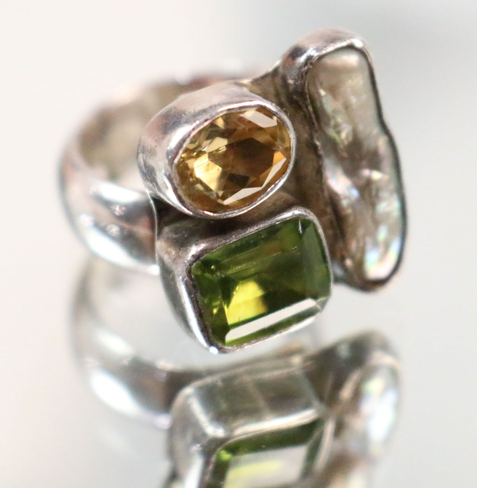 Charles Albert Sterling Silver Biwa Pearl Tourmaline Quartz ring (1 of 6)