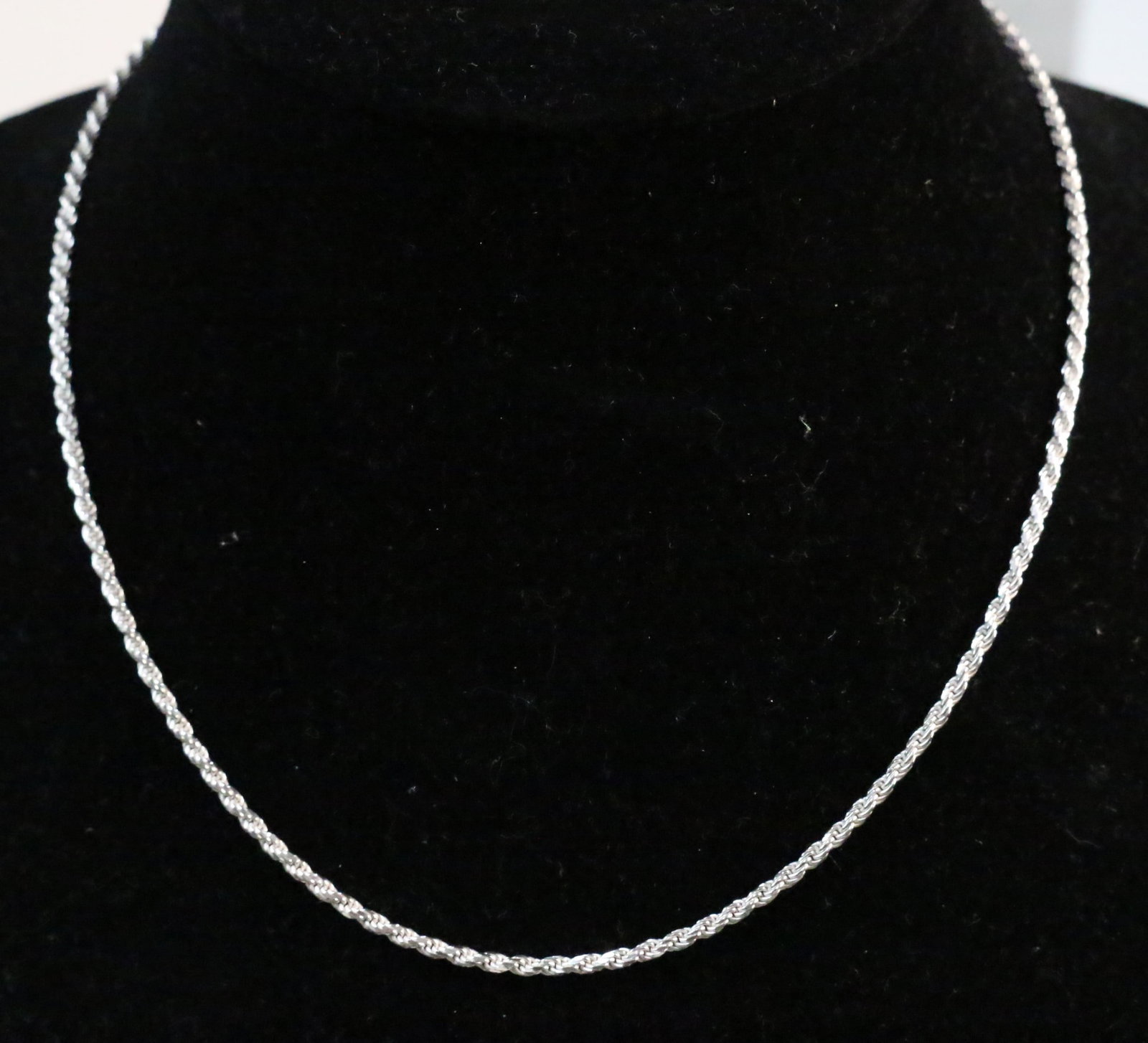 NEW Sterling Silver HAN Rope Necklace Chain: Stamped: HAN Italy 925. Beautiful bright Sterling silver DIMENSIONS: 18" long. 2mm thick. Weighs 8.6 grams.
