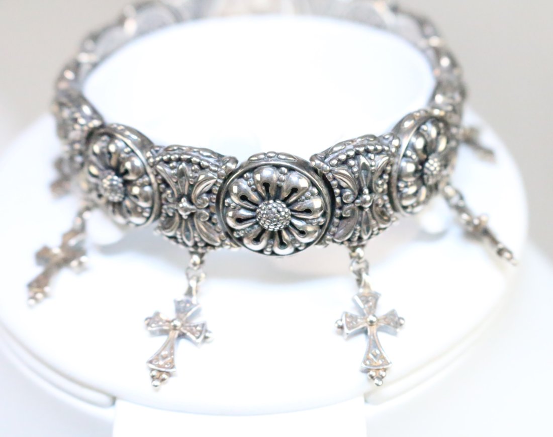 Designer Authentic Konstantino Sterling Silver Floral Cross Bracelet. (1 of 11)