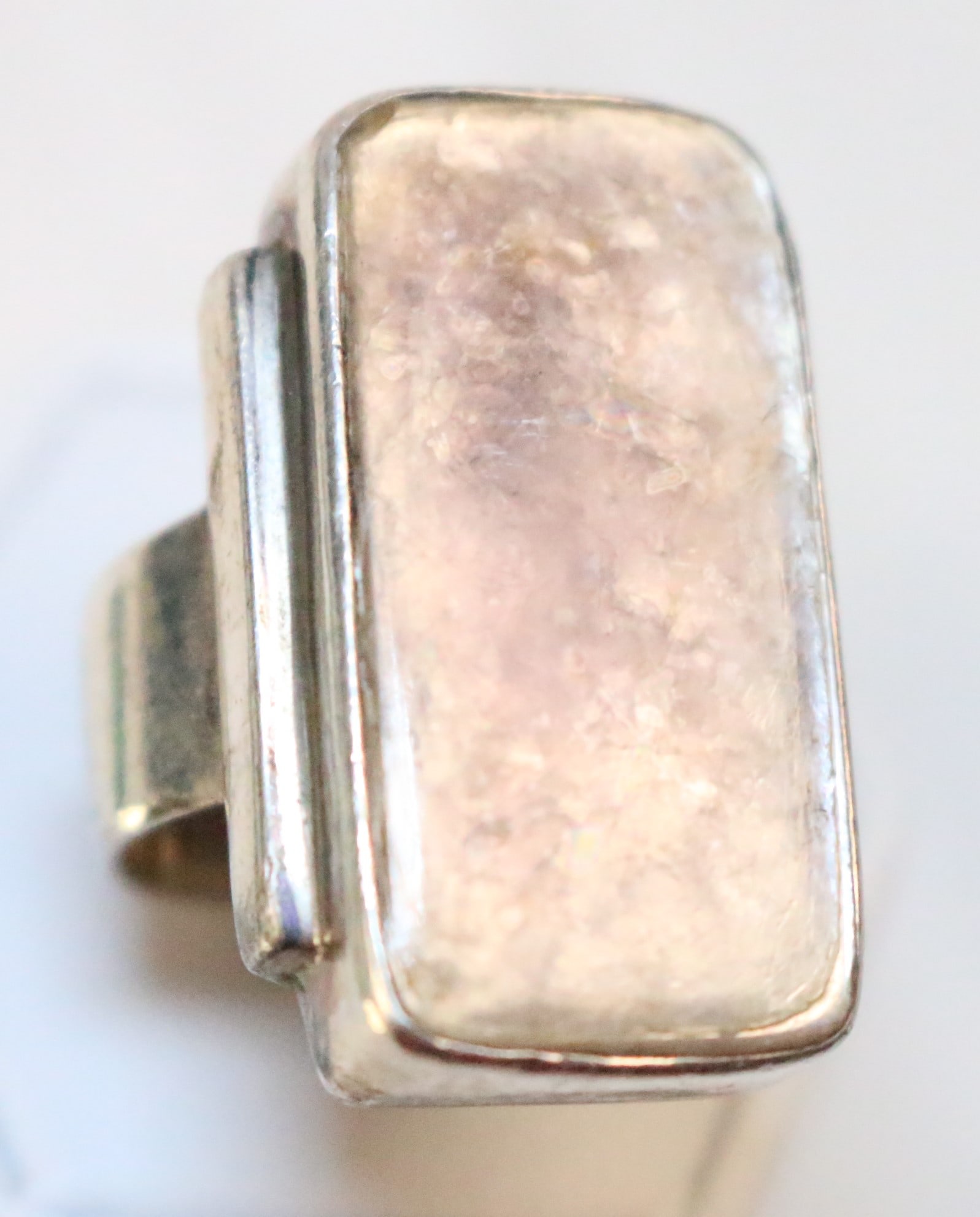 Sajen Sterling Silver HUGE Mother of pearl Statement ring (1 of 6)