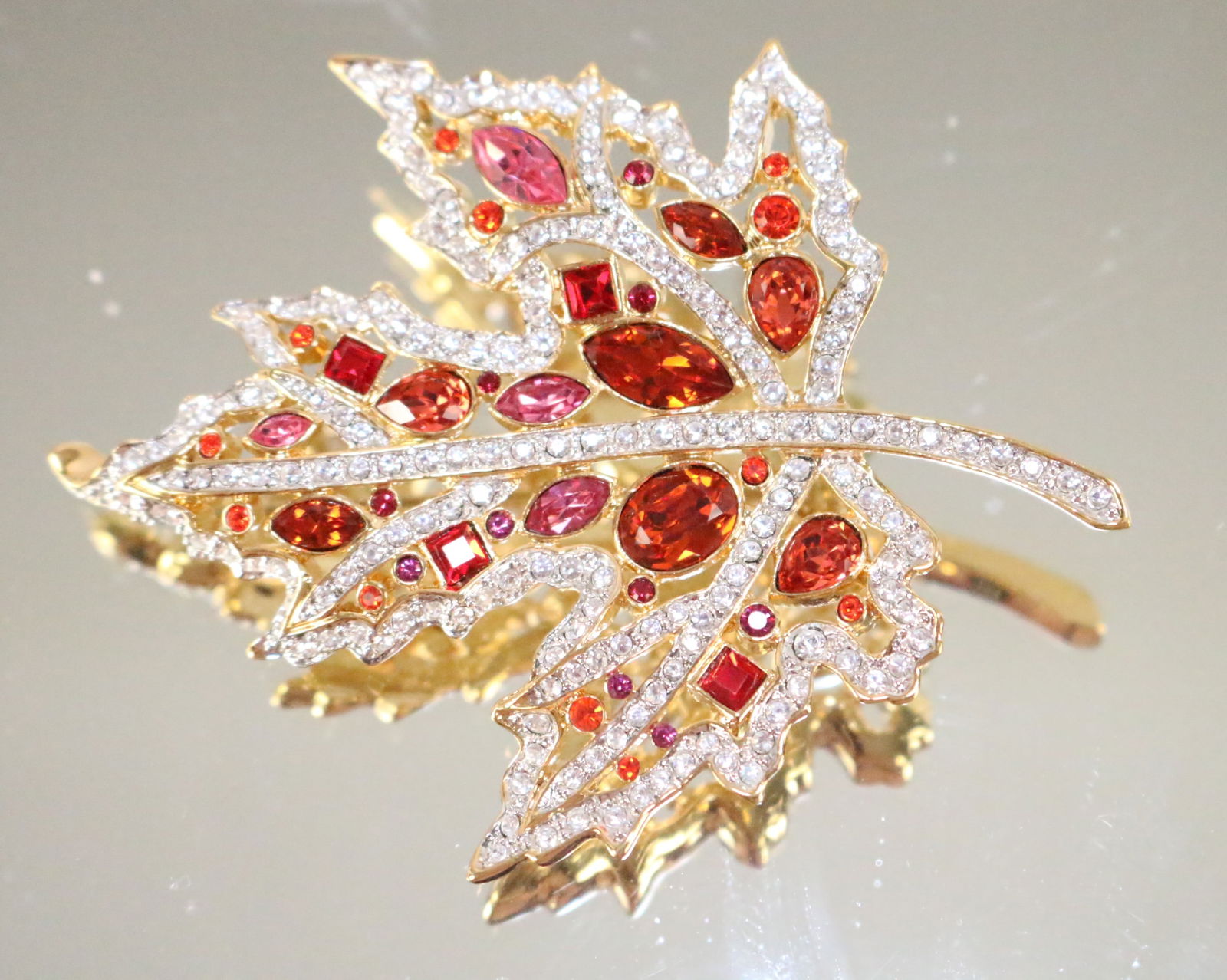 Nolan Miller NEW Fall Leaf Large Crystal Goldstone Brooch (1 of 4)