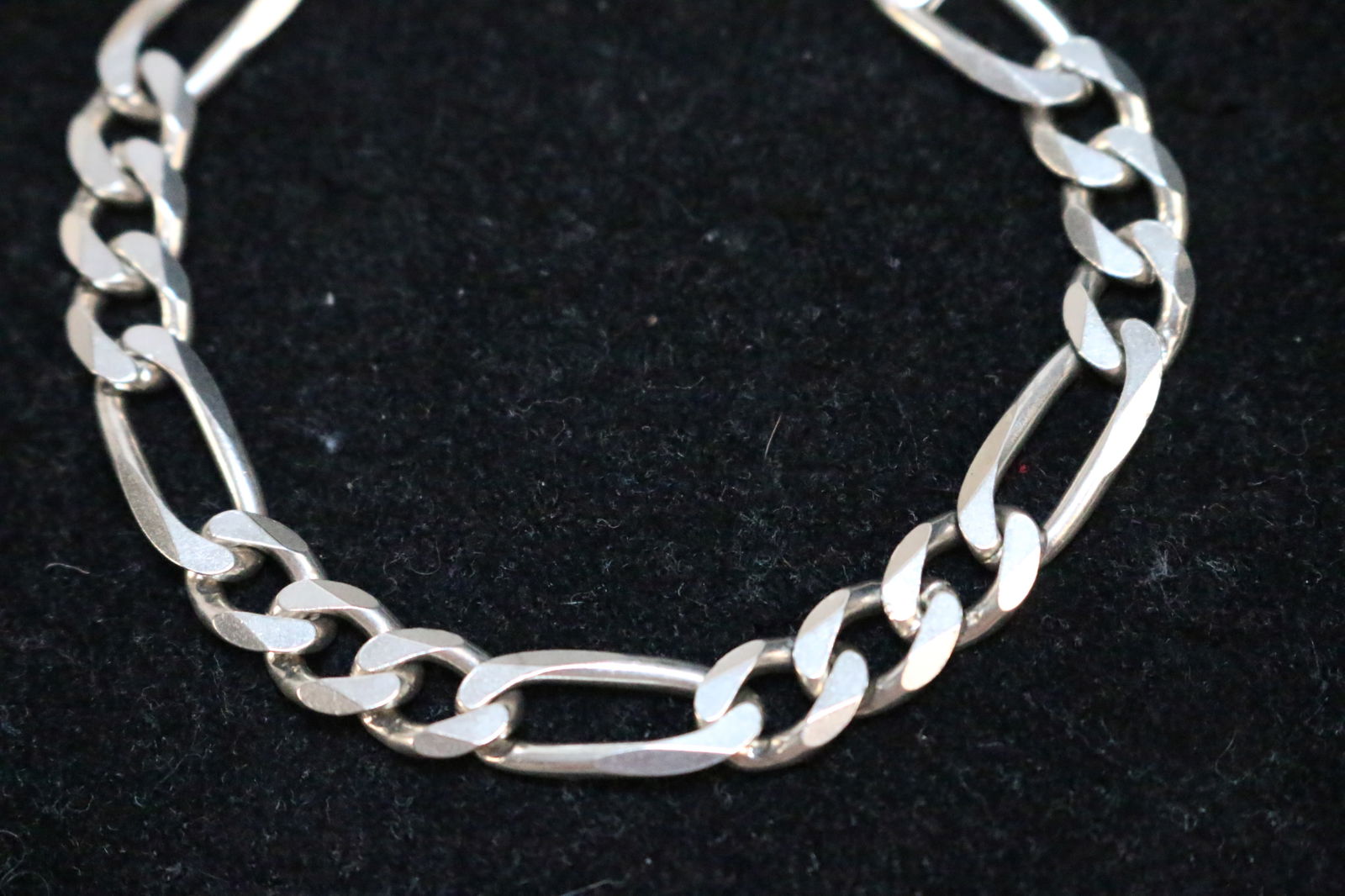 Sterling Silver Italy Figaro Chain Bracelet (1 of 4)