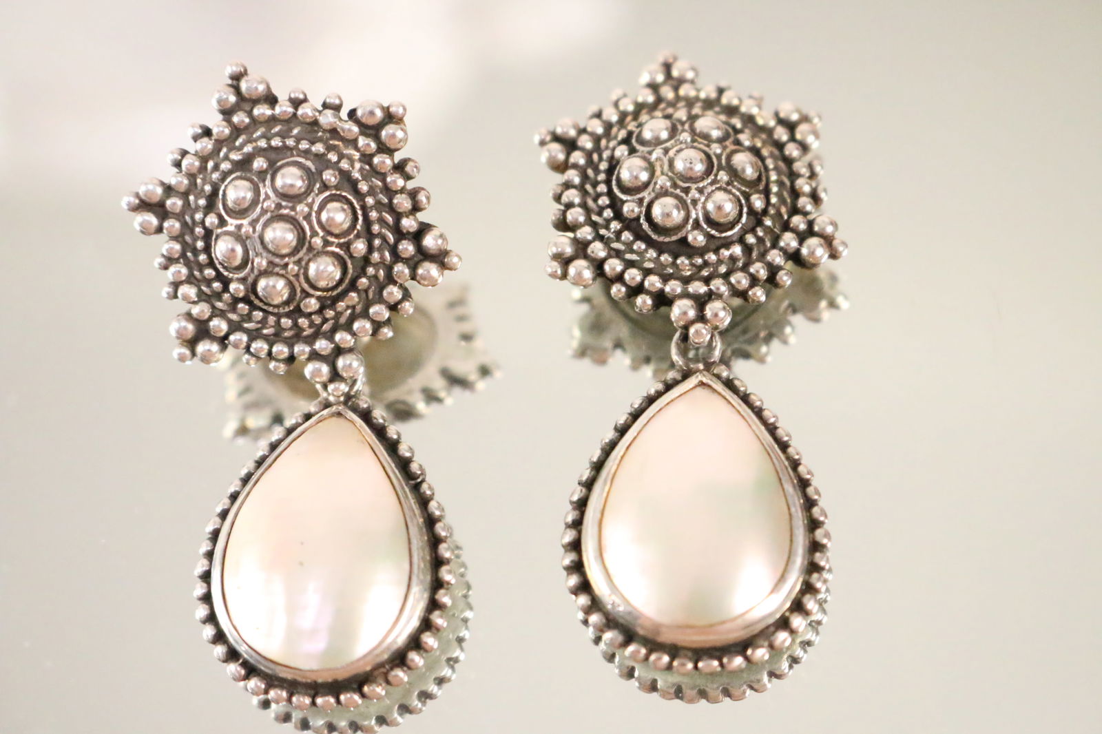 Stephen Dweck Sterling Silver Mother of Pearl large Teardrop Earrings *need repair (1 of 5)