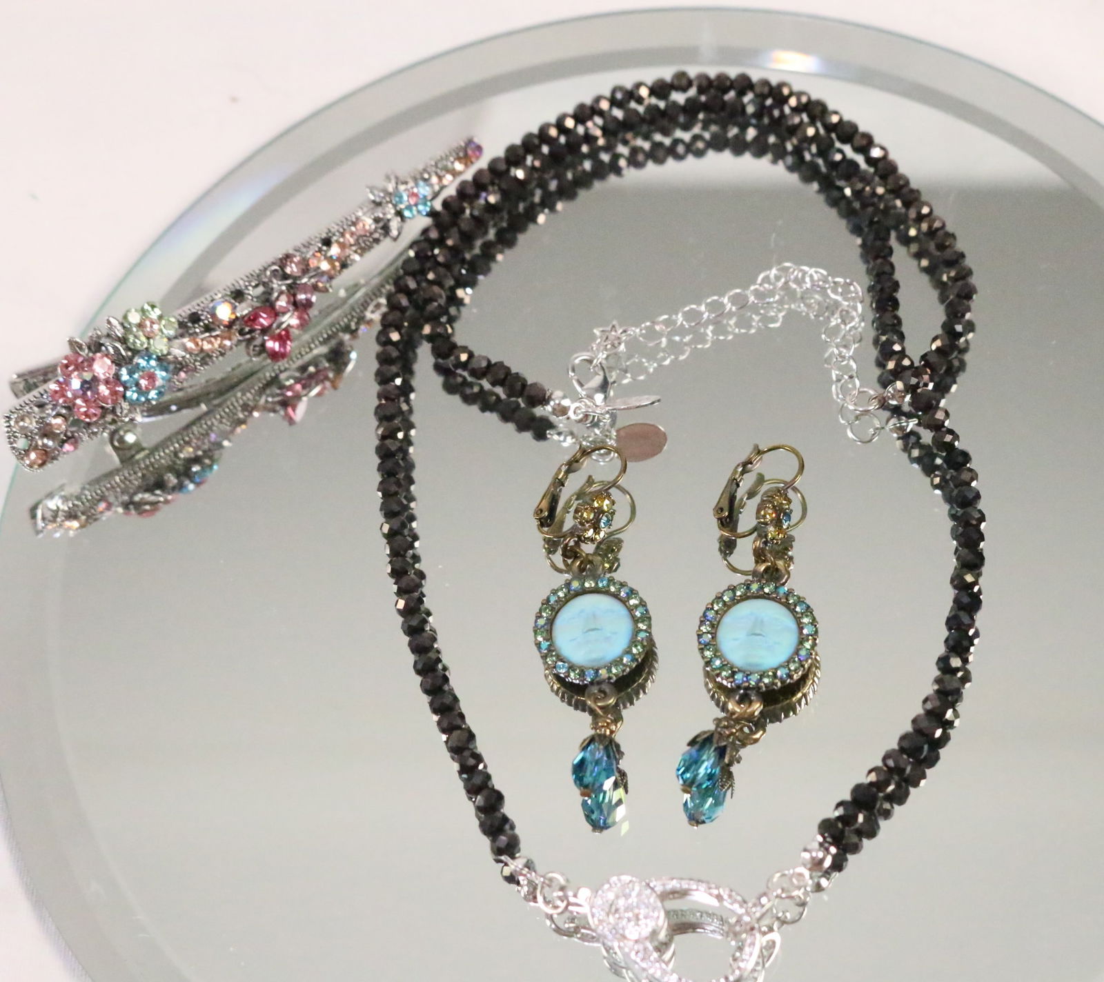 Kirks Folly Lot Of Necklace Earrings Plus Crystal Clip