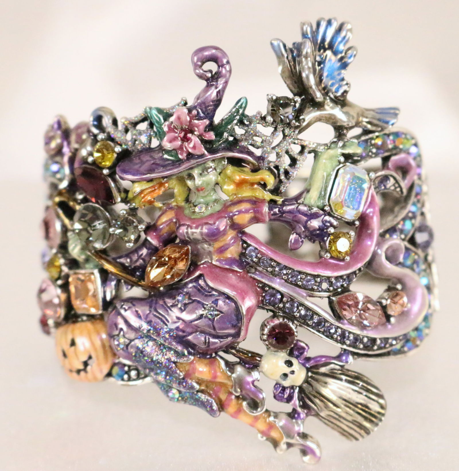 Kirks Folly in box Halloween Witch Diva Huge Cuff Bracelet in Box (1 of 3)