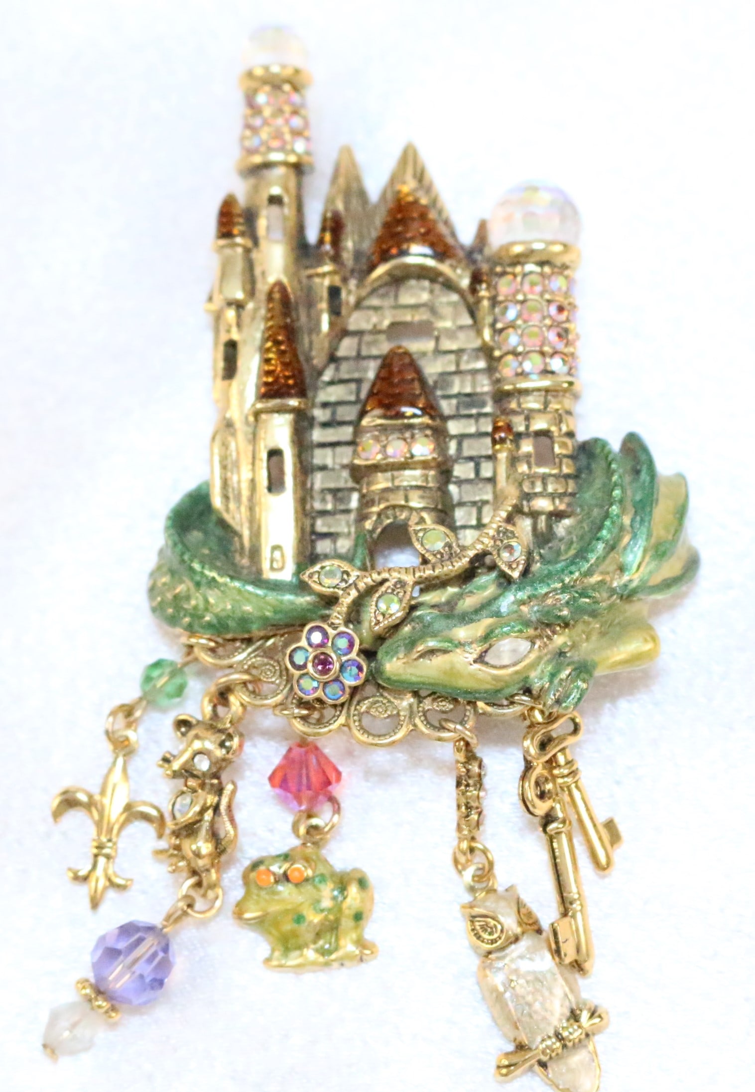 Kirks Folly RARE Enamel crystal castle and dragon Brooch. (1 of 3)